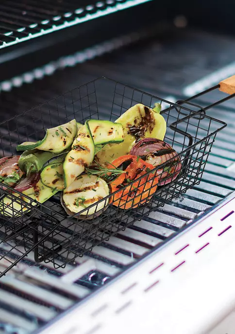 Farberware BBQ Shaker Basket 6 Farberware BBQ Shaker Basket - Image 4